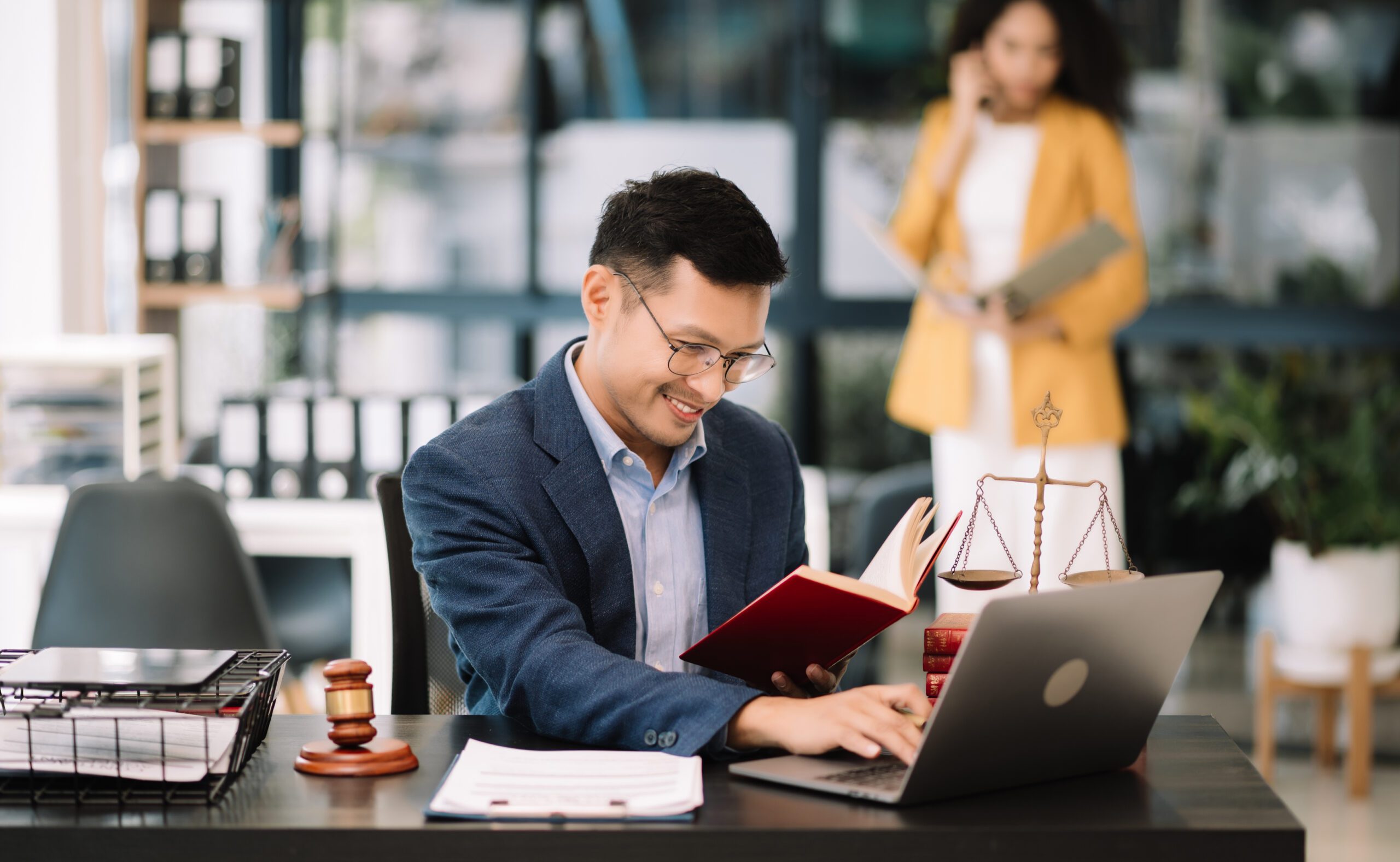 Legal Content Strategy Tips: Creating Compelling Content that Maintains Professional Standards