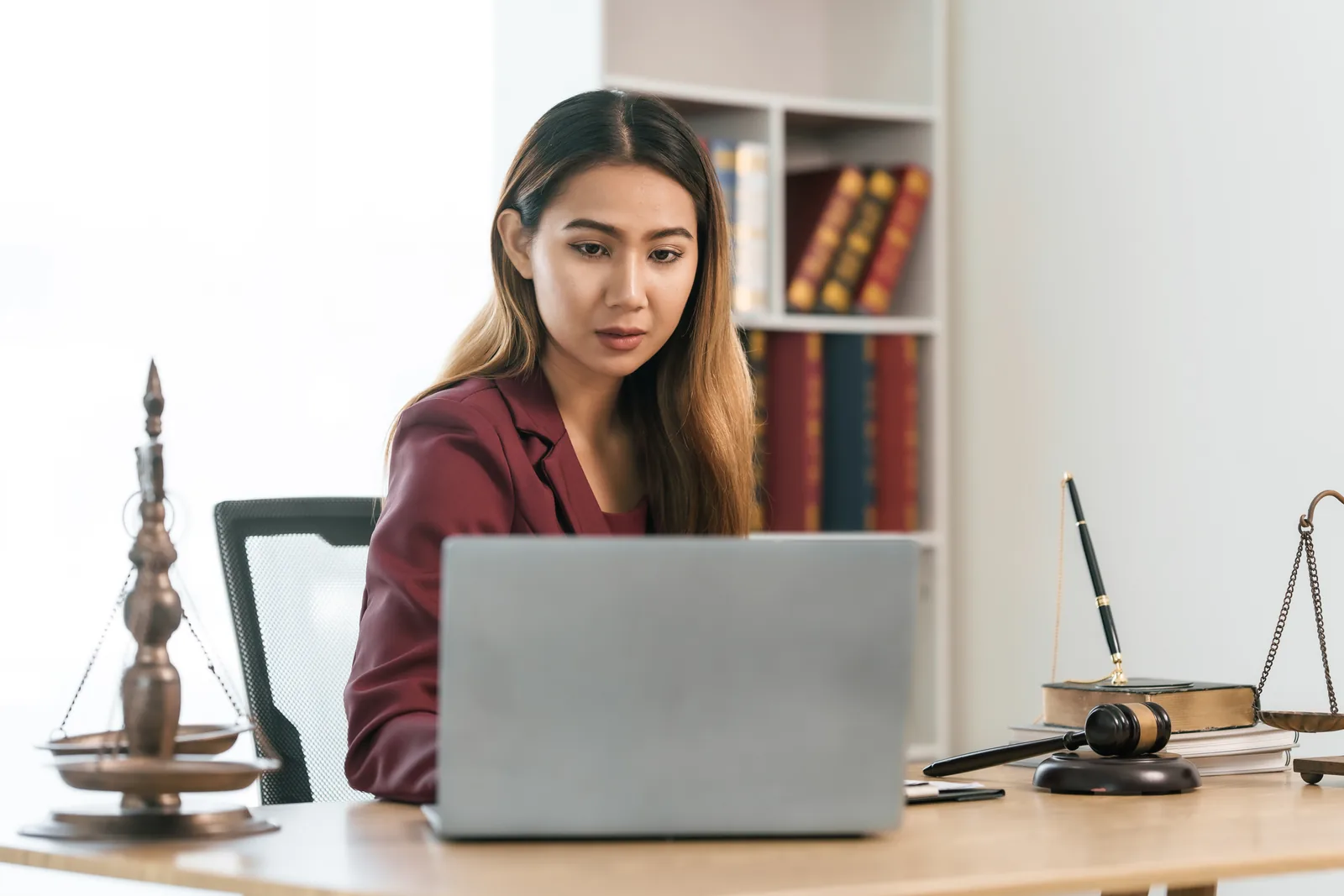 AEO Services for Law Firms: How to Test the Claims